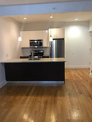 Rented by Chana Ofek, LREB