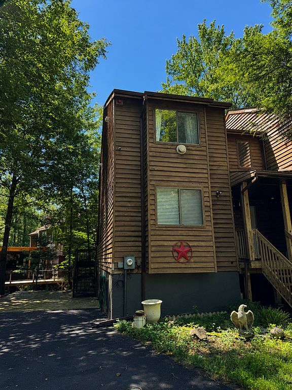 40 Edelweiss Dr - Property Image