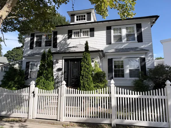 92 Hume Ave Unit 1, Medford, MA 02155
