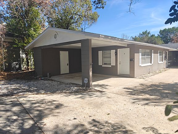 3rd image of 1009 N Hampton Ave #B