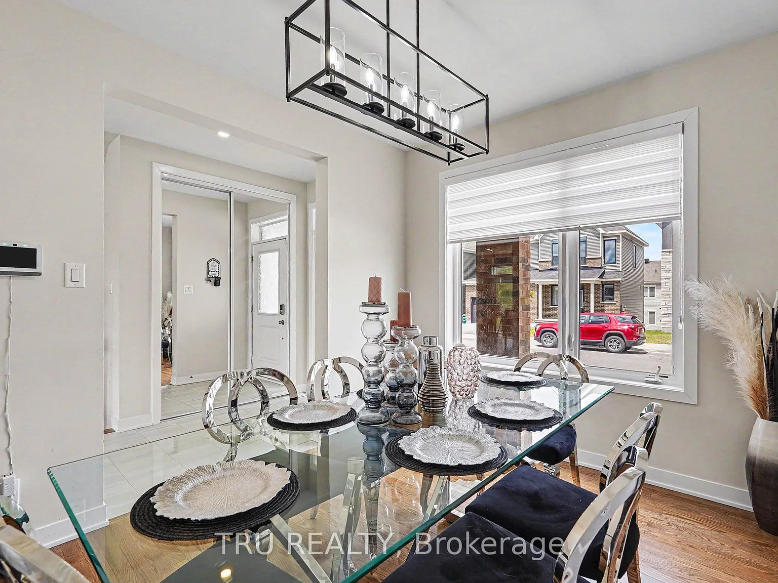 4 bed, $3,500 — Photo 4