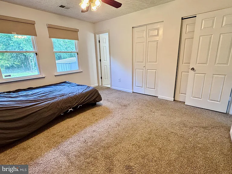 2038 Dewey Dr — Photo 15