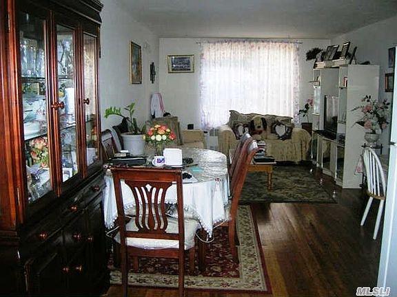4th image of 17545 88th Ave APT 3R