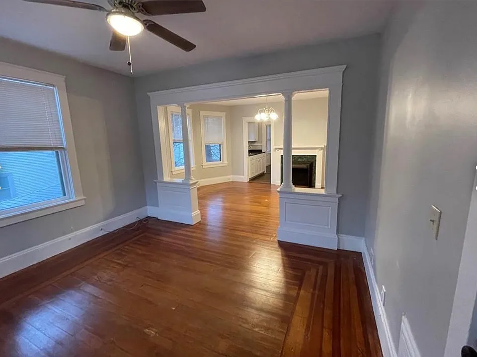 16 Radcliffe Ave #2