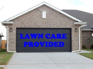 2206 Kintyre Rd, Yukon, OK 73099