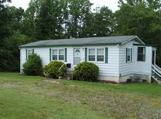 1115 Bruceville Rd, Meherrin, VA 23954