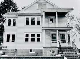 63-65 Evans St, Watertown, MA