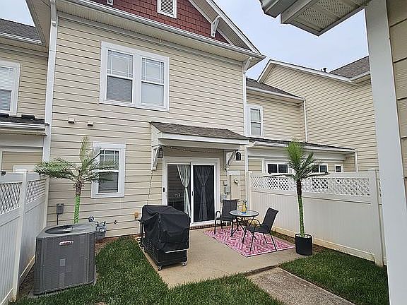 2nd image of 2315 Bonterra Blvd