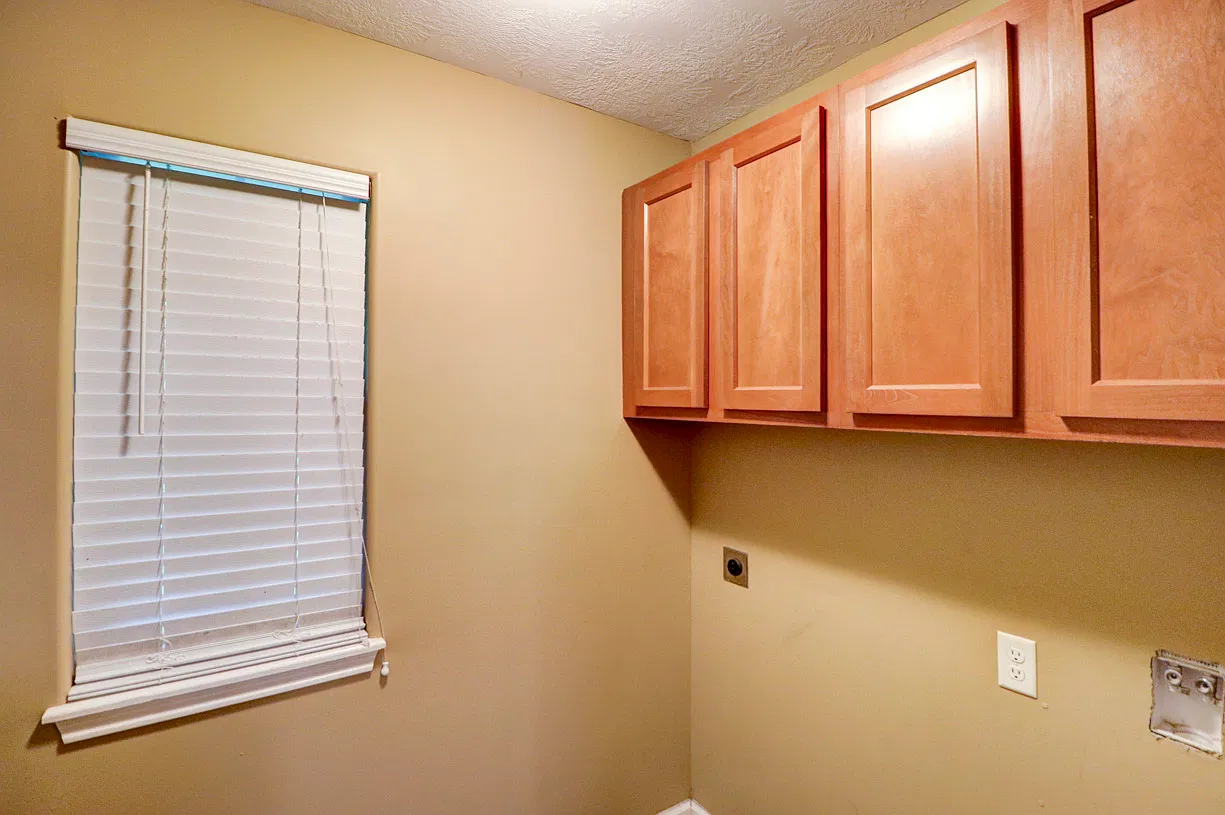 3 bed, 1384 sqft, $1,700 — Photo 3