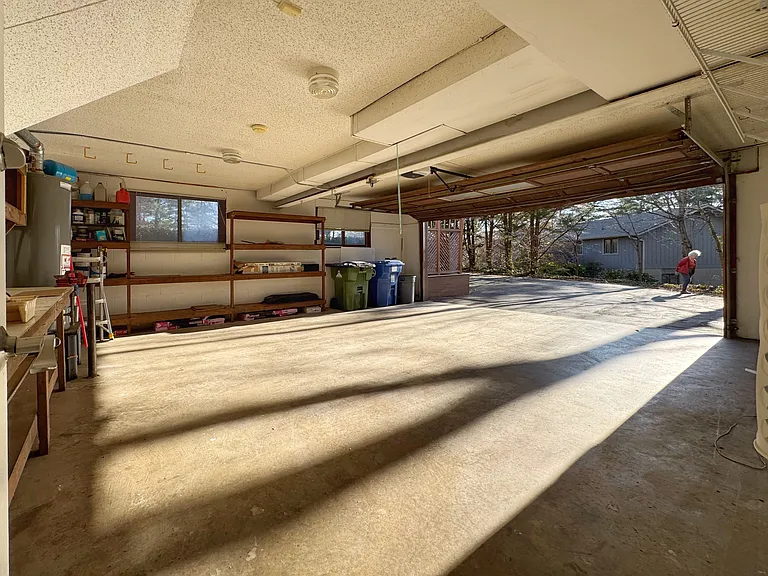 7 Gardenwood Ln — Photo 22