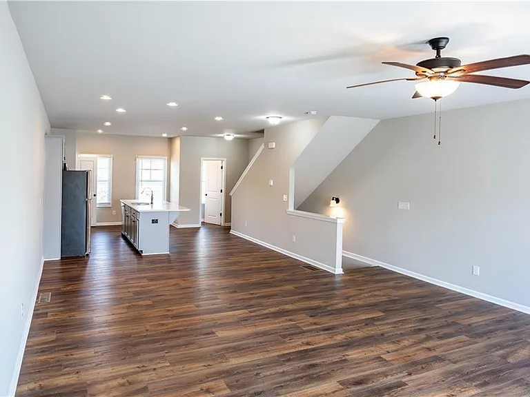 3657 Princeton Ave — Photo 5