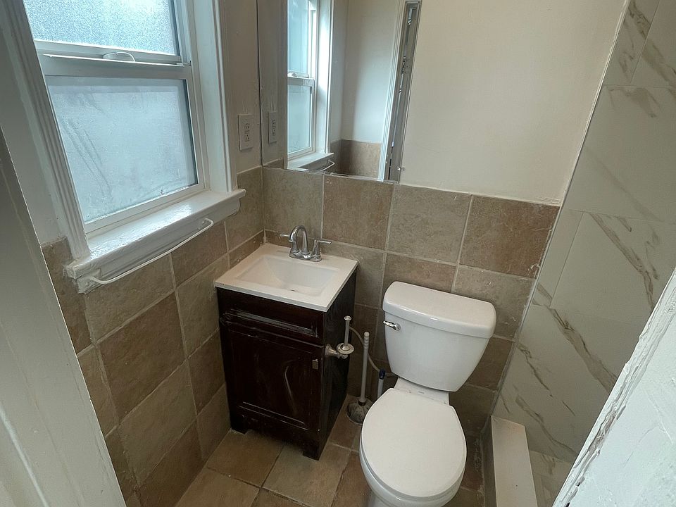 2nd image of 4717 Valley Blvd APT 3
