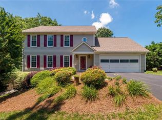 1700 Avenbury Ct, Kernersville, NC 27284