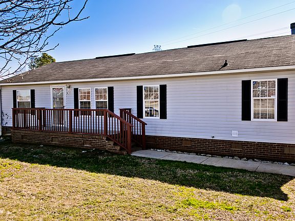 3rd image of 1139 Apple St