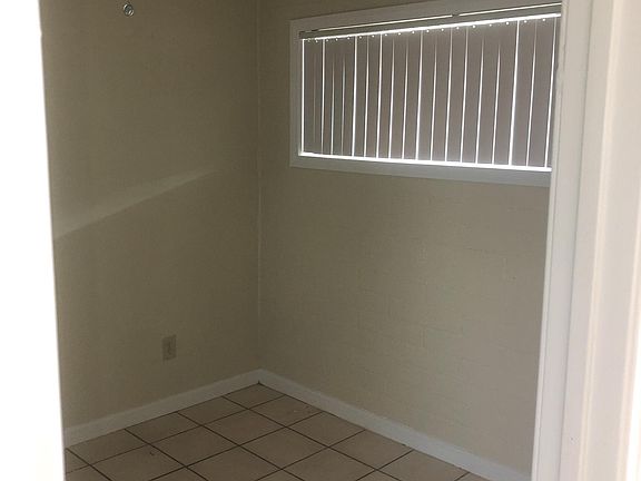 5th image of 421 N San Jacinto St #1