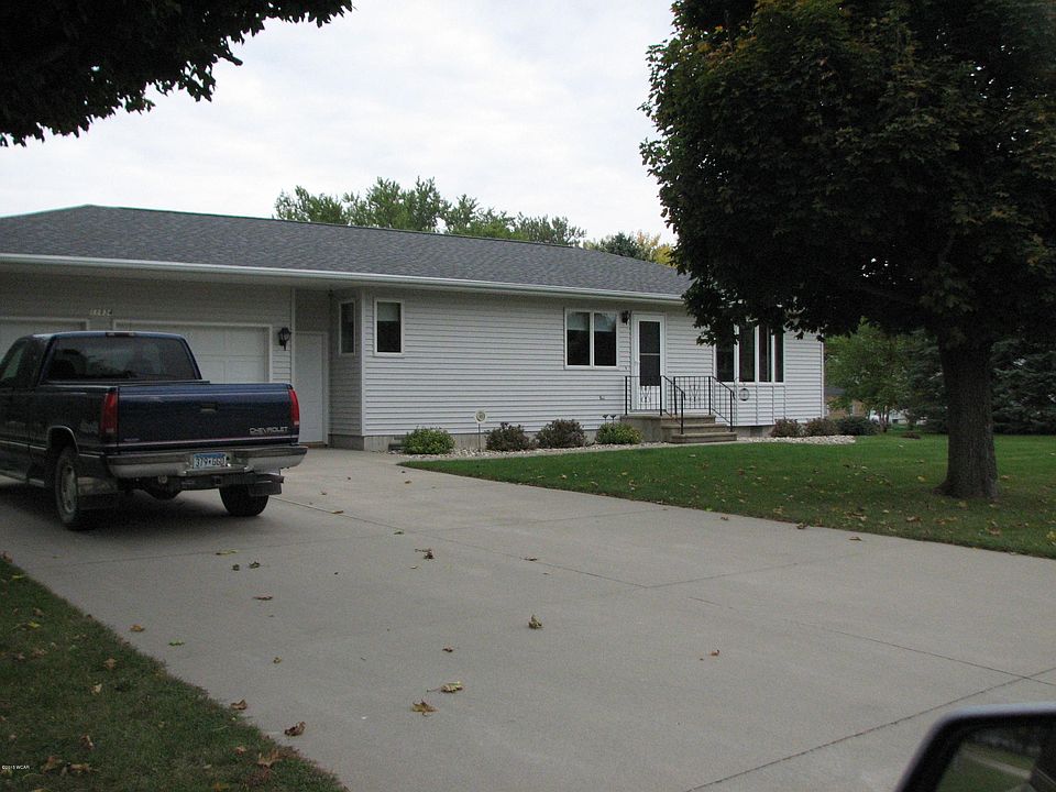 1st image of 11834 111th Ave