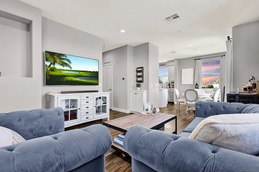 2 bed, 2.5 bath, $5,825 — Photo 3