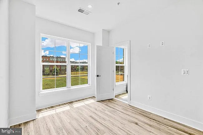 11236 Bunsen St — Photo 40