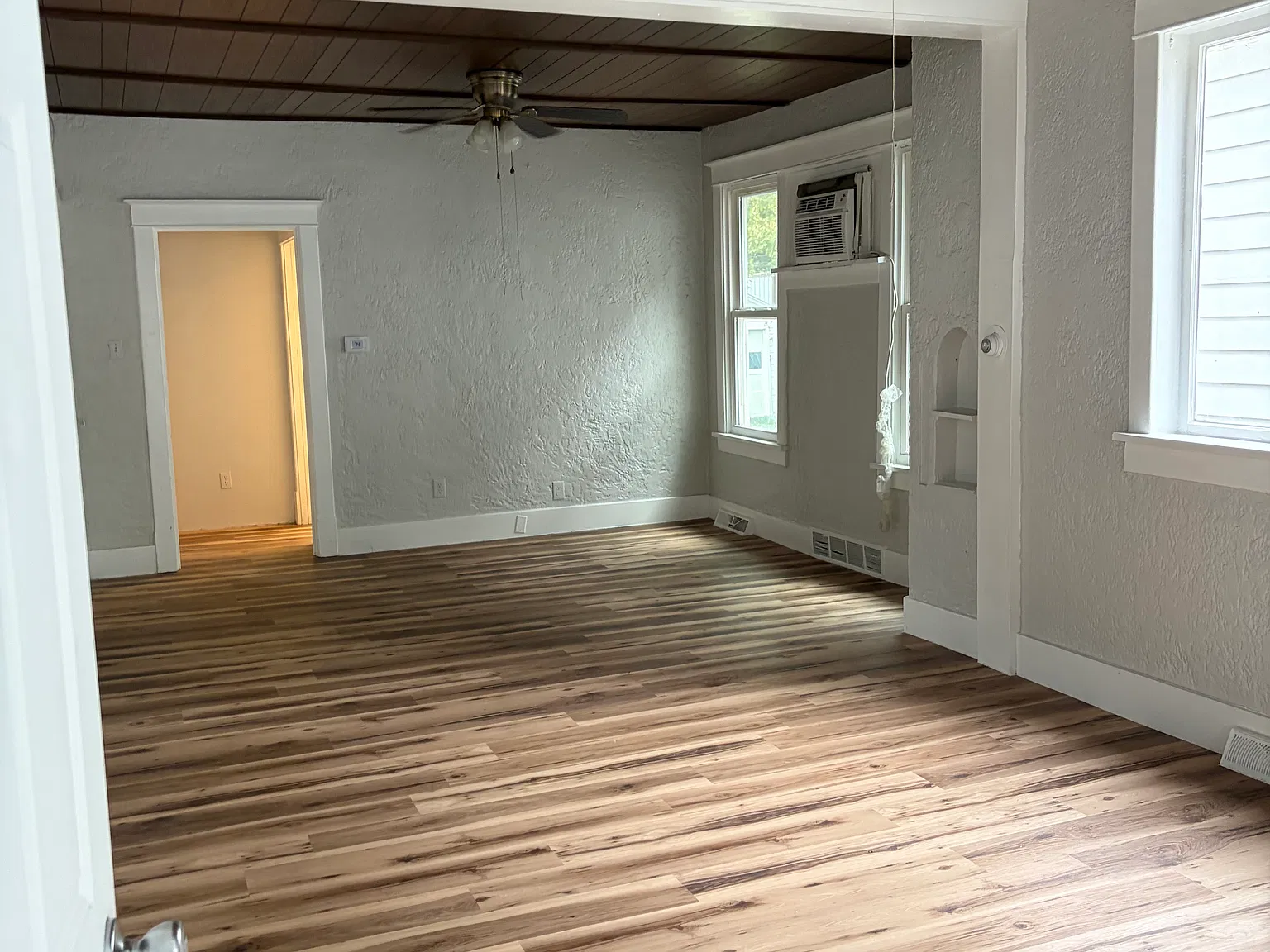 4 bed, 1416 sqft, $1,500 — Photo 4