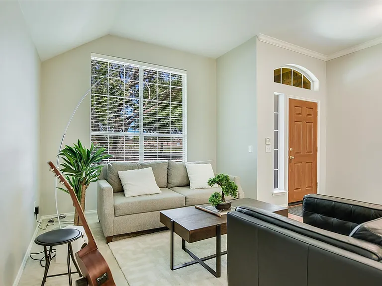 4402 Ruth Borchardt Dr — Photo 6