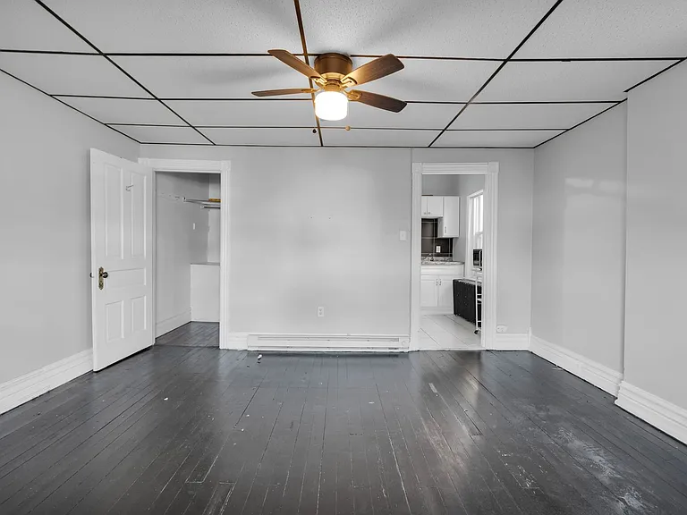 1409 W Linden St — Photo 7
