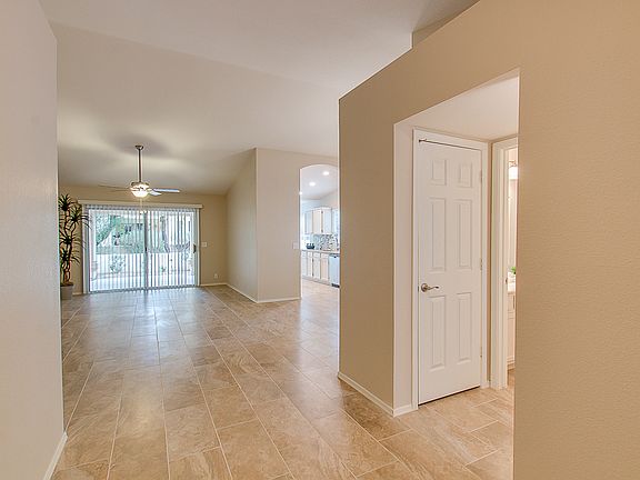 2nd image of 19420 N Westbrook Pkwy Unit 515