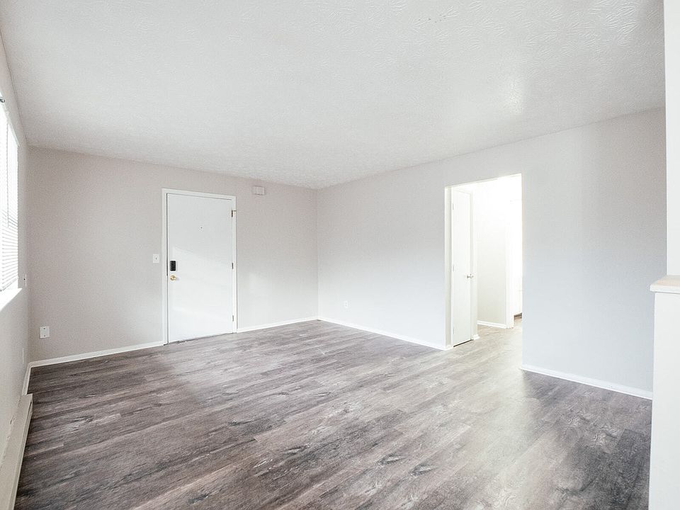 1st image of 3850 Washington Ave #3
