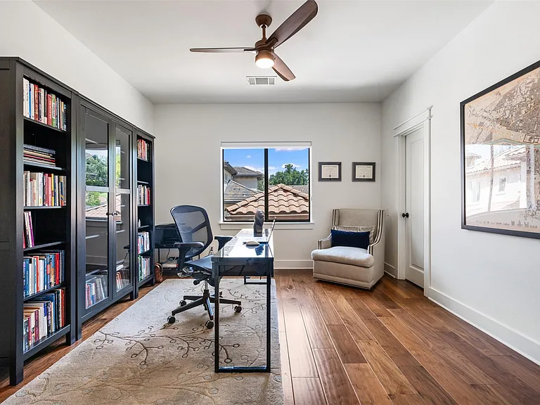 64 Tiburon Dr — Photo 36