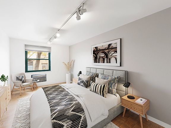 2nd image of 156 Bank St APT 1A