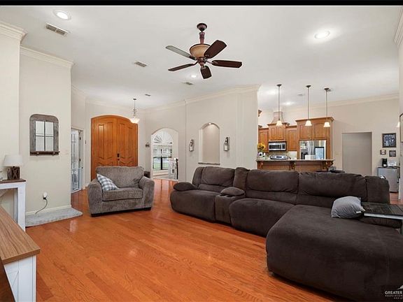 3rd image of 5604 E Curry Rd