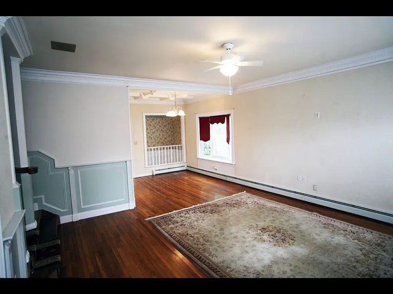 118 Swarthmore Ter — Photo 5