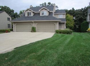 7516 W Tuckaway Creek Dr #7516, Franklin, WI