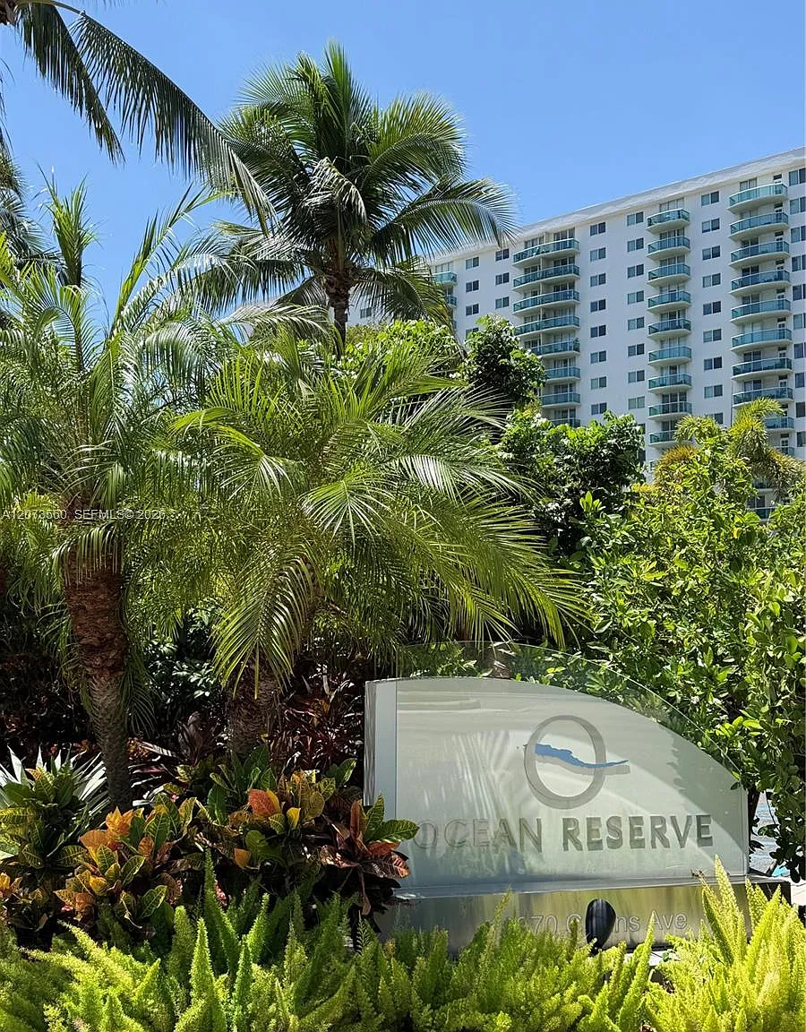 Ocean Reserve Condo — Photo 1