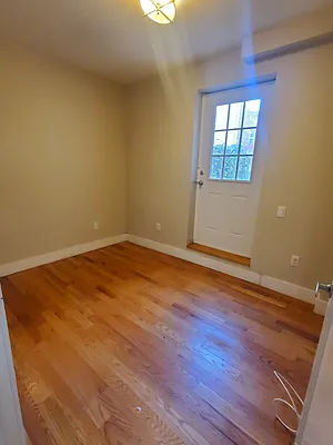 Rented by Sharpstone Realty LLC | media 6