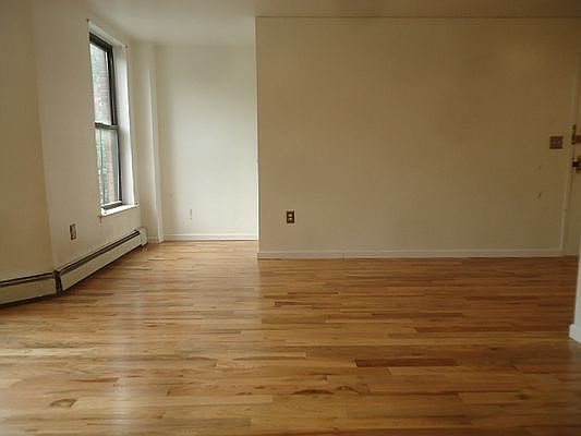 3rd image of 418 Carlton Ave #2