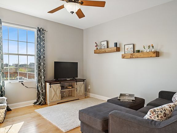 4th image of 16465 Willow Walk Dr