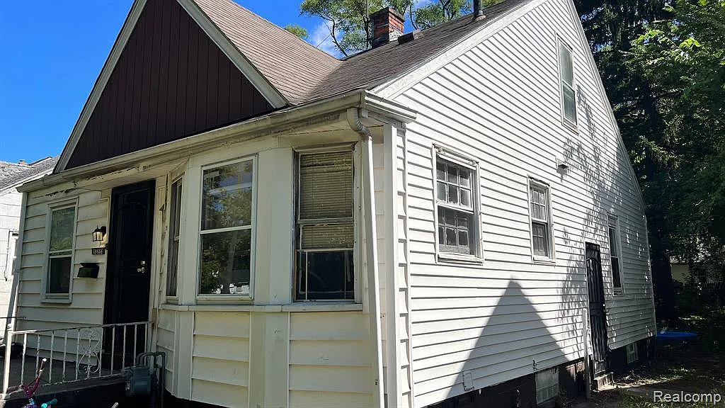18846 Riopelle Street - 1 — Photo 1
