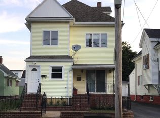 19 Cleveland St #1, Gloucester, MA 01930