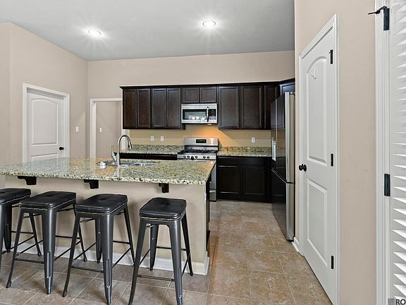 5th image of 16523 Gallion Dr