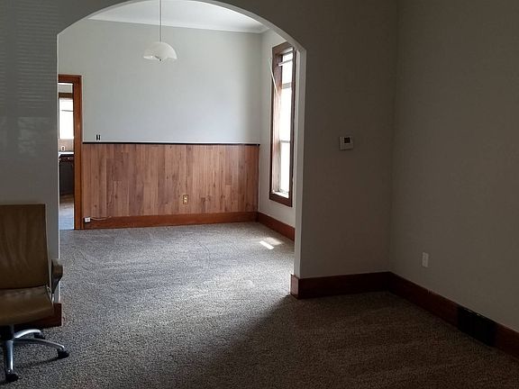 3rd image of 3035 California St
