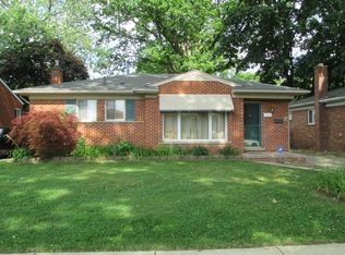 8860 Riverview Ave, Redford, MI 48239