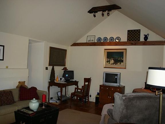 Exposed Beams with high ceilings-new central air in home 