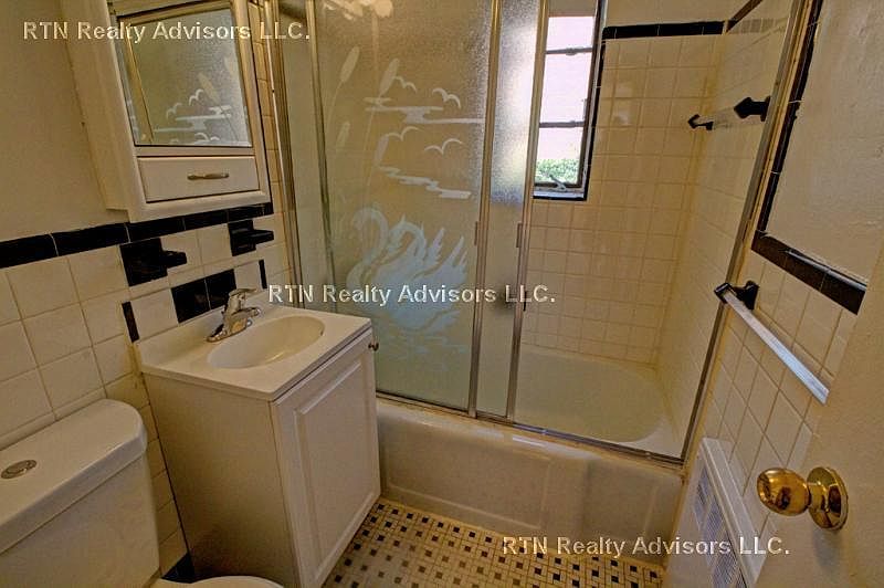2nd image of 80 Saint Paul St #762