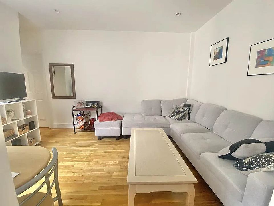 1st image of 1229 1st Ave APT 20