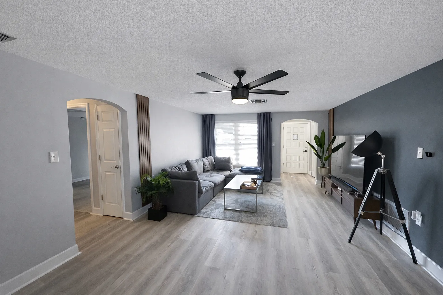 7311 Mayfield Dr — Photo 4