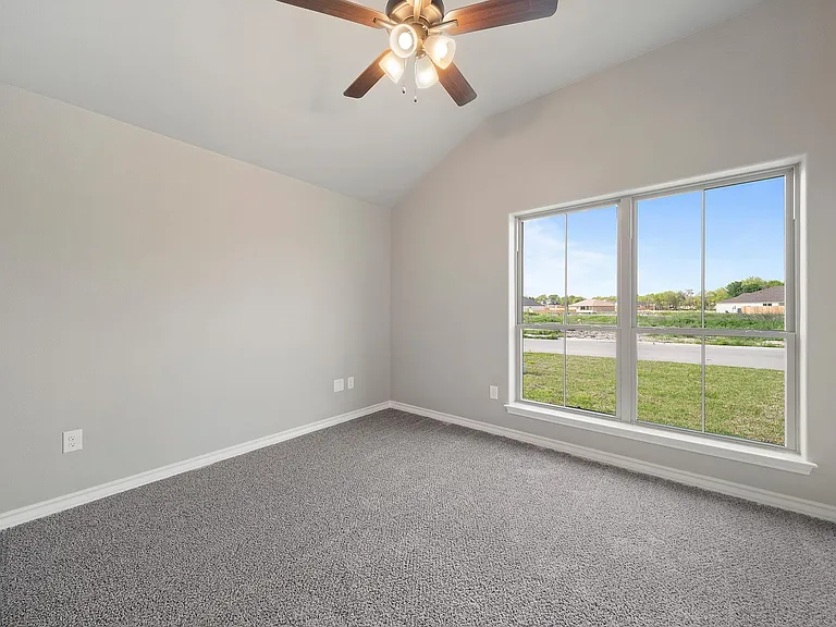 2615 Bolzano Trl — Photo 9