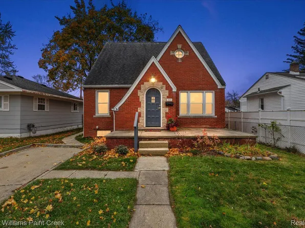 113 W New York Ave, Pontiac, MI 48340