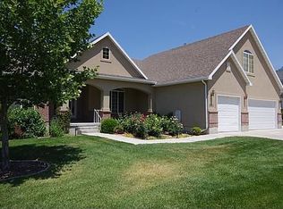 551 E Stokes Ave, Draper, UT 84020