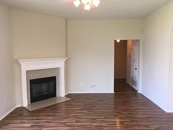 4th image of 243 Scarlet Ln