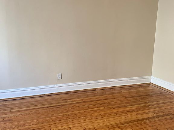 2nd image of 115 Fairview Ave
